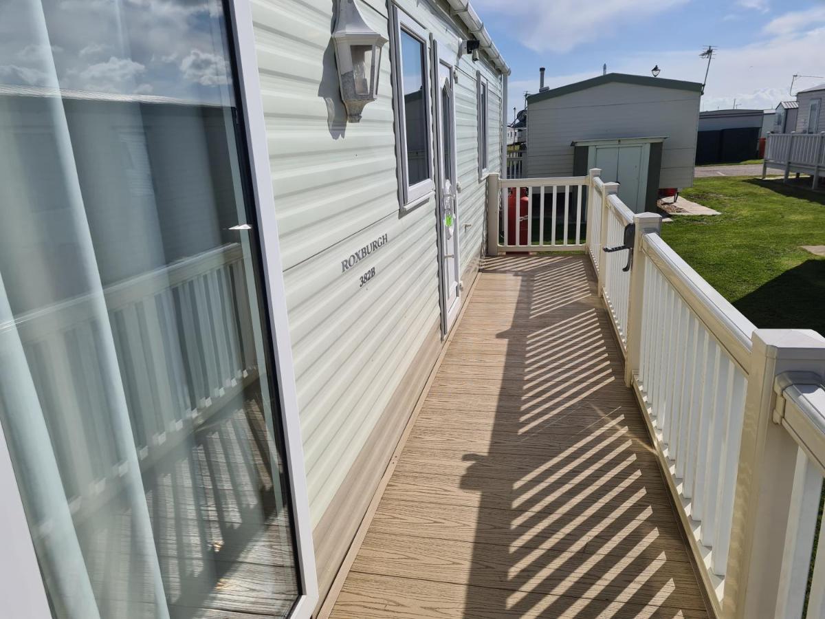 6 Berth Central Heated On The Chase Roxburgh Free Wifi Ingoldmells Exterior foto