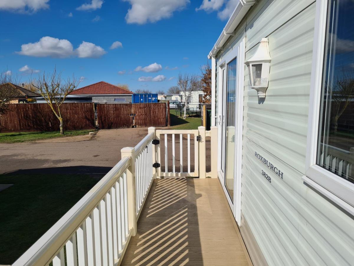 6 Berth Central Heated On The Chase Roxburgh Free Wifi Ingoldmells Exterior foto